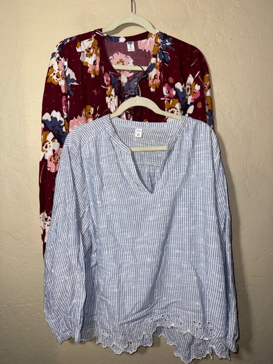 Old Navy Tops - Old navy plus size XXL peasant tops set of 2